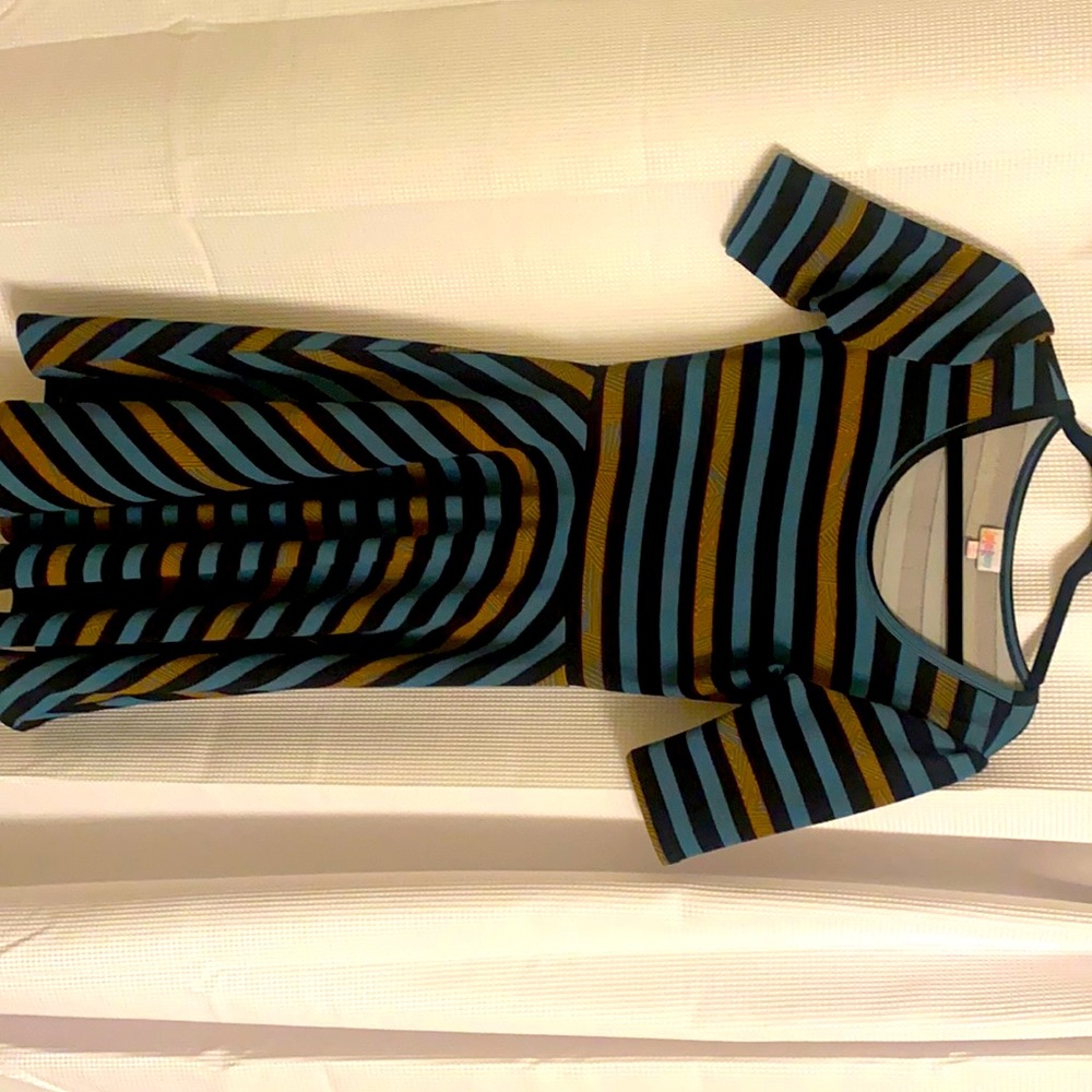 Lularoe dress. Size S. Great condition